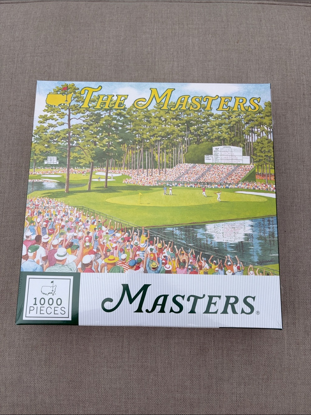 Masters 1000-Piece Golf Crowd Puzzle - new in box with cellophane wrap